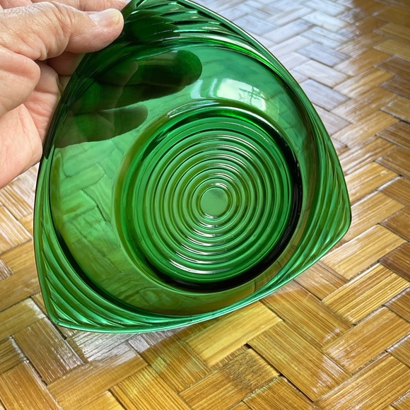 Vintage dark green trinket dish - Picture 3 of 6